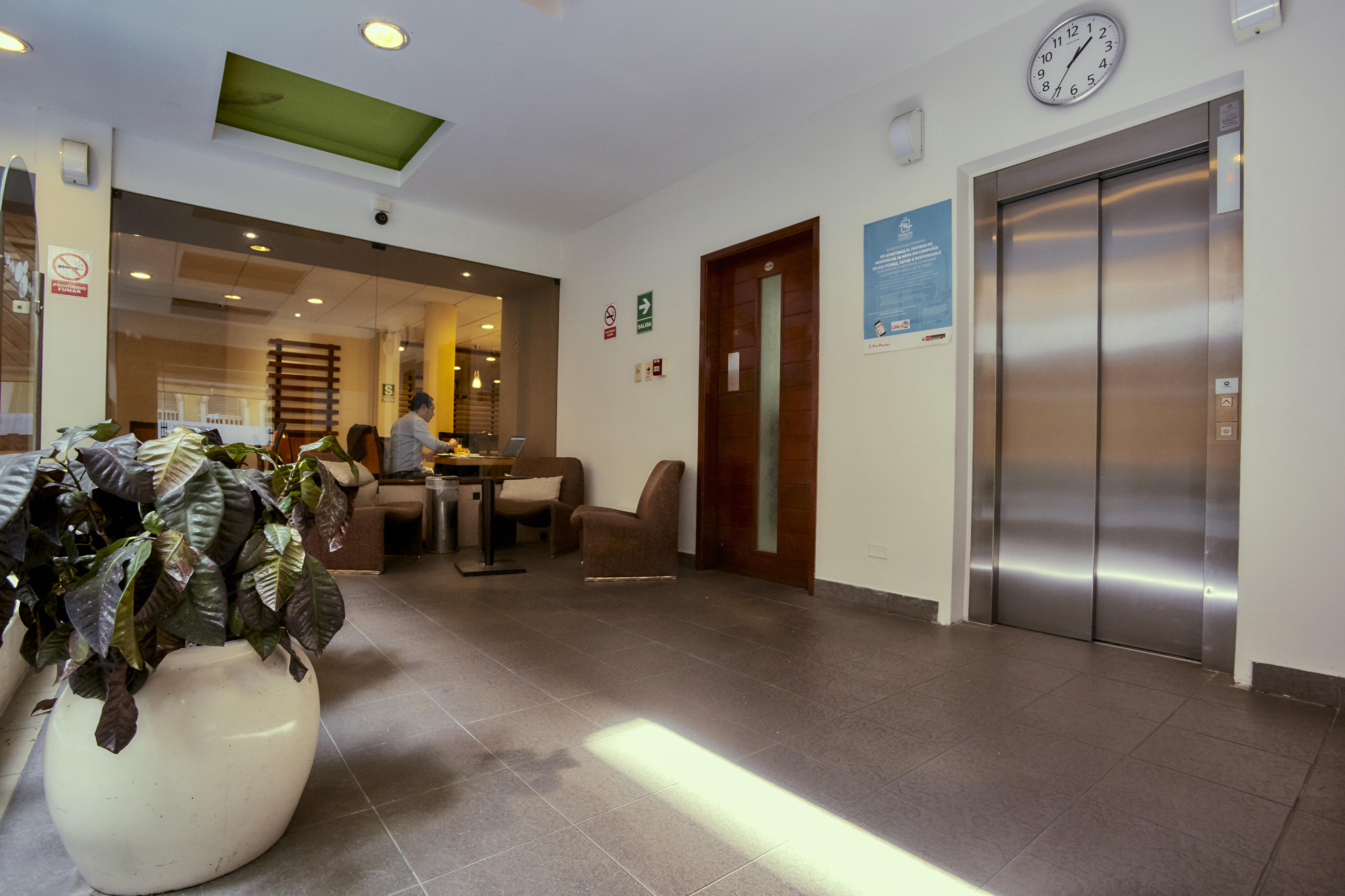 Victoria Regia Hotel Iquitos Exterior photo